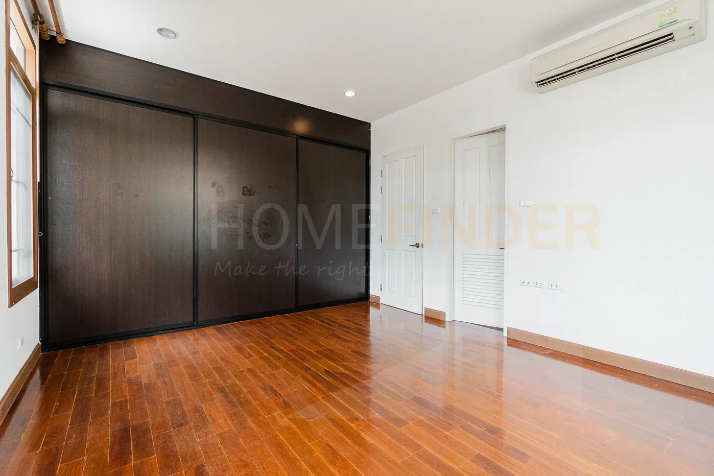 รูป Narasiri Pattanakarn, Bangkok 5 bedroom house with big Big Garden 5 bedrooms, for rent - รูปที่ 16/22