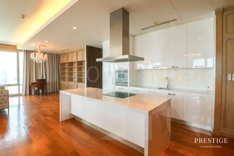 picture 185 Rajdamri 4 bedrooms, for rent - 7/10