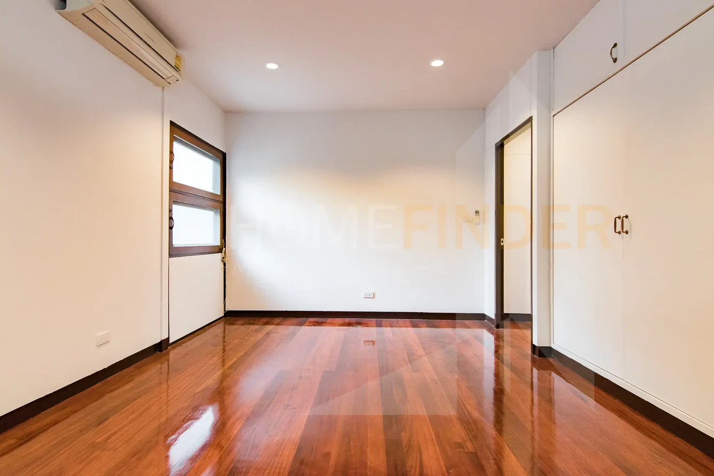 รูป House Thonglor 1 4 bedrooms, for rent - รูปที่ 22/48