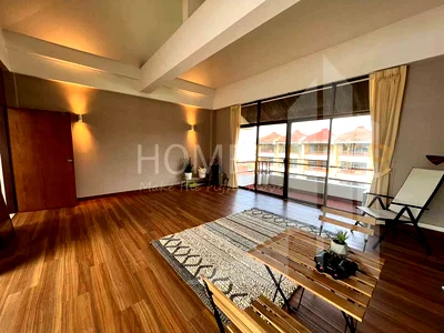 Townhouses for sale True Tower 2 : House in Pattanakran52 4 bedrooms, for sale