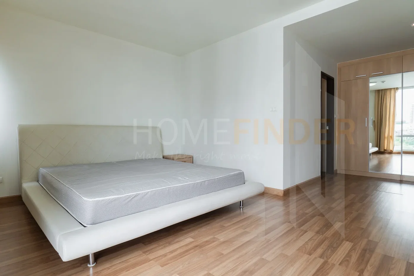 picture Y.O. Place 3 bedrooms, for rent - 6/16