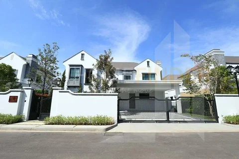 รูปภาพ NANTAWAN RAMA 9 New Krungthepkreetha 4 bedrooms, for rent