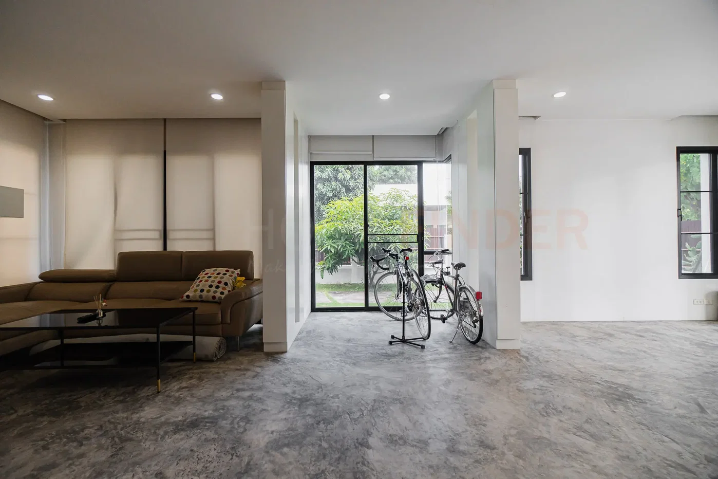 picture Lake View Park 3 bedrooms, for rent - 7/22