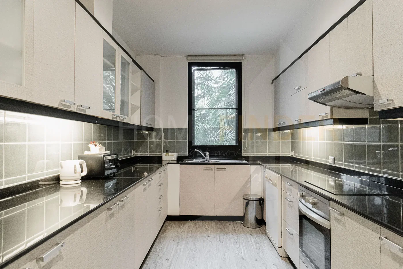 picture Benviar Tonson Residence 3 bedrooms, for rent - 4/13