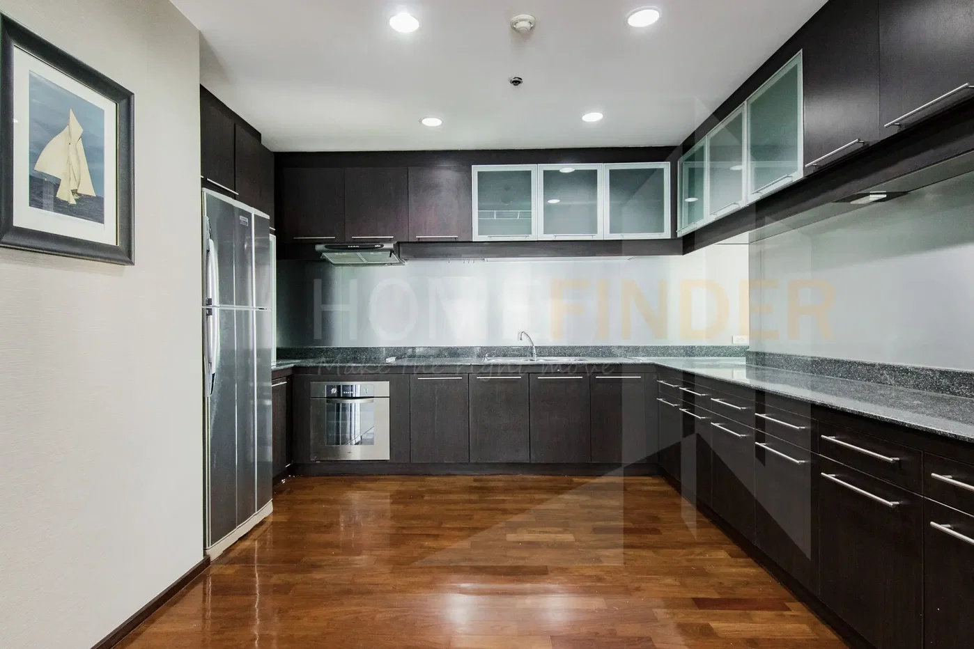 picture Noble Ora 2 bedrooms, for rent - 4/13
