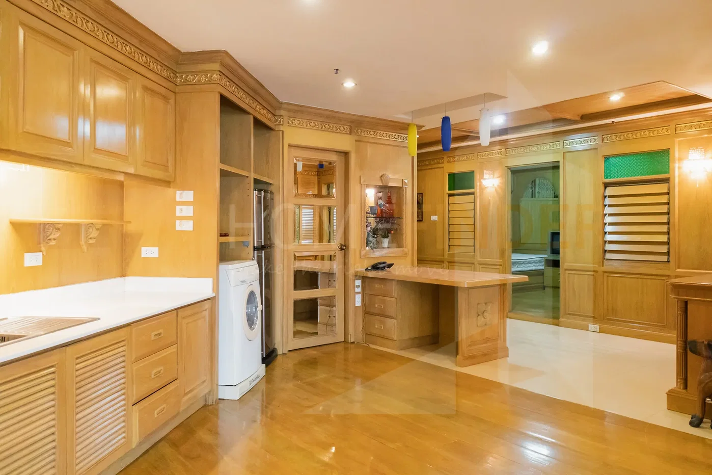 picture Crystal Garden condominium 4 bedrooms, for rent - 9/20
