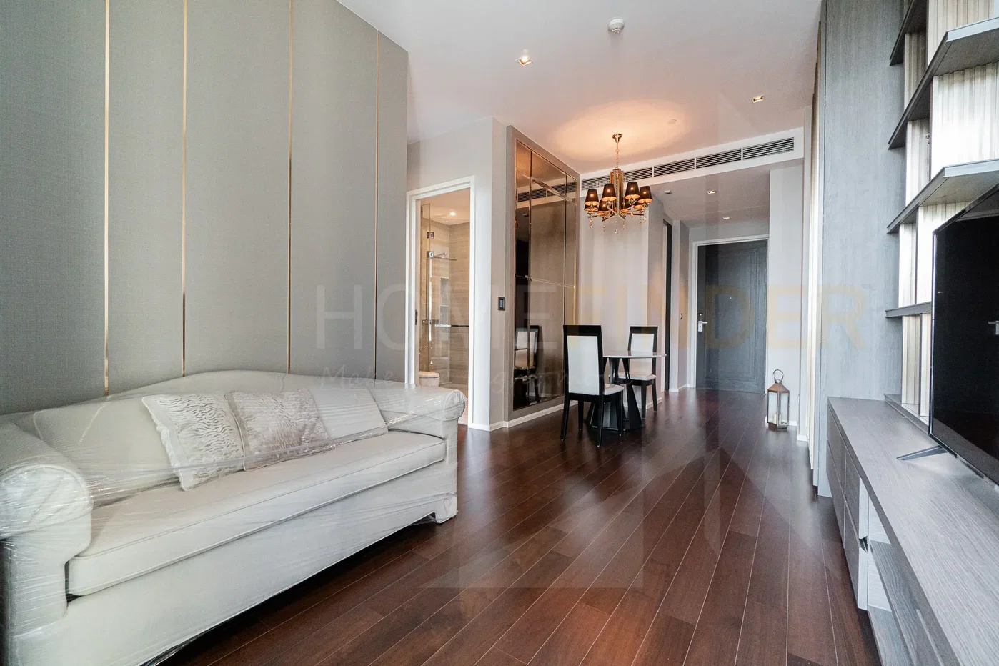 picture The Diplomat 39 2 bedrooms, for rent - 7/12
