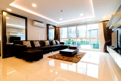 คอนโดให้เช่า : Aashiana Sukhumvit 26 3 bedrooms, for rent