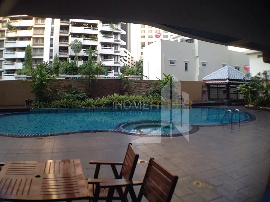 picture Cosmo Villa 3 bedrooms, for rent - 4/4