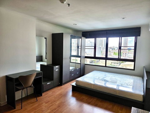 1Bed | 1Bath | BTS Saphan Khwai | 31sqm | THB 12,000/mo | Fl.7 — Lumpini Ville Phahol-Sutthisan Bangkok