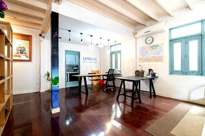 Houses for rent Srinakharinwirot University Prasanmit Campus : House near Sukhumvit 12 Korea Town- 5 bedroom house in Nana, Bangkok 3 bedrooms, for rent