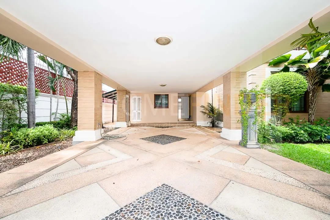 picture Narasiri Pattanakarn-Srinakarin 5 bedrooms, for sale - 3/10