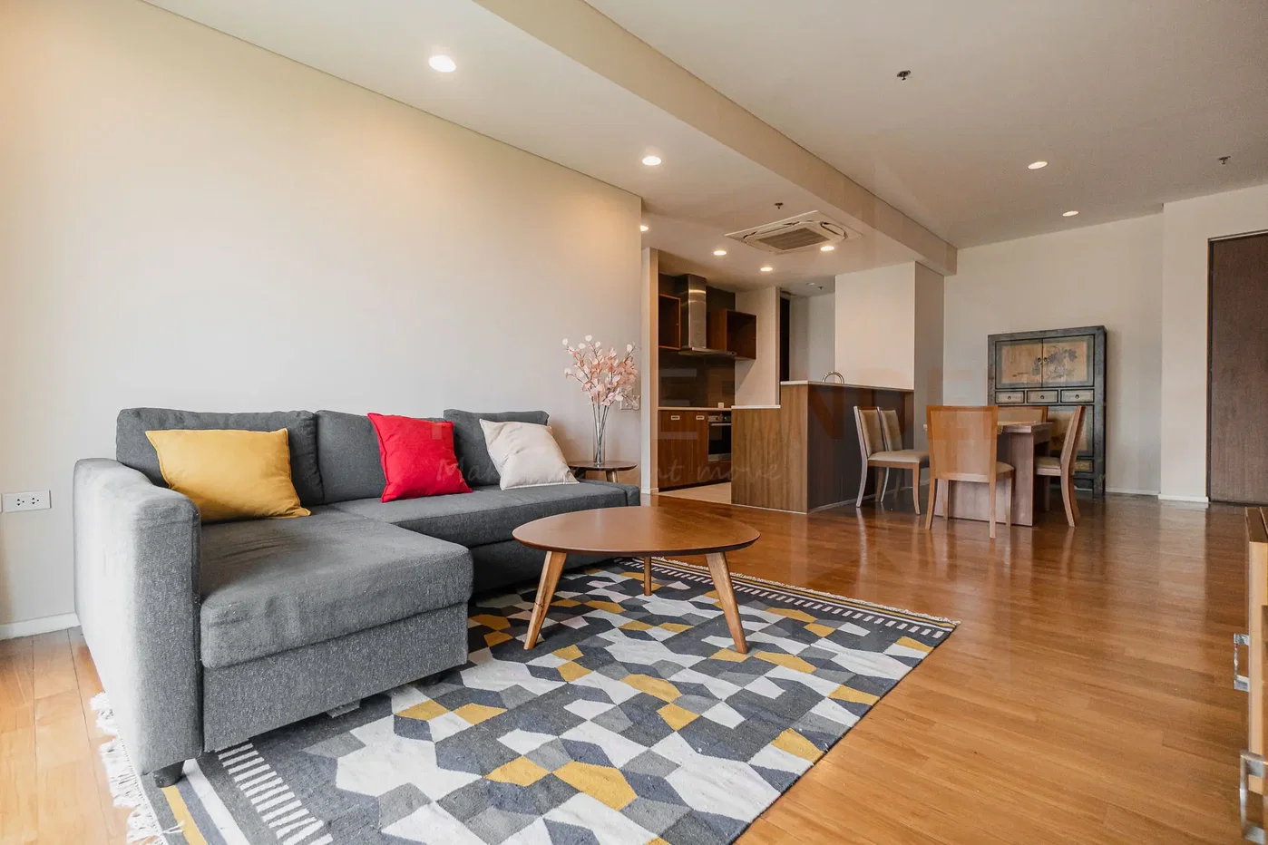 picture The Lakes 2 bedrooms, for rent - 2/14