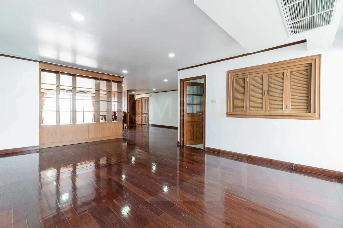 picture Regent on the Park 2 3 bedrooms, for rent - 4/10
