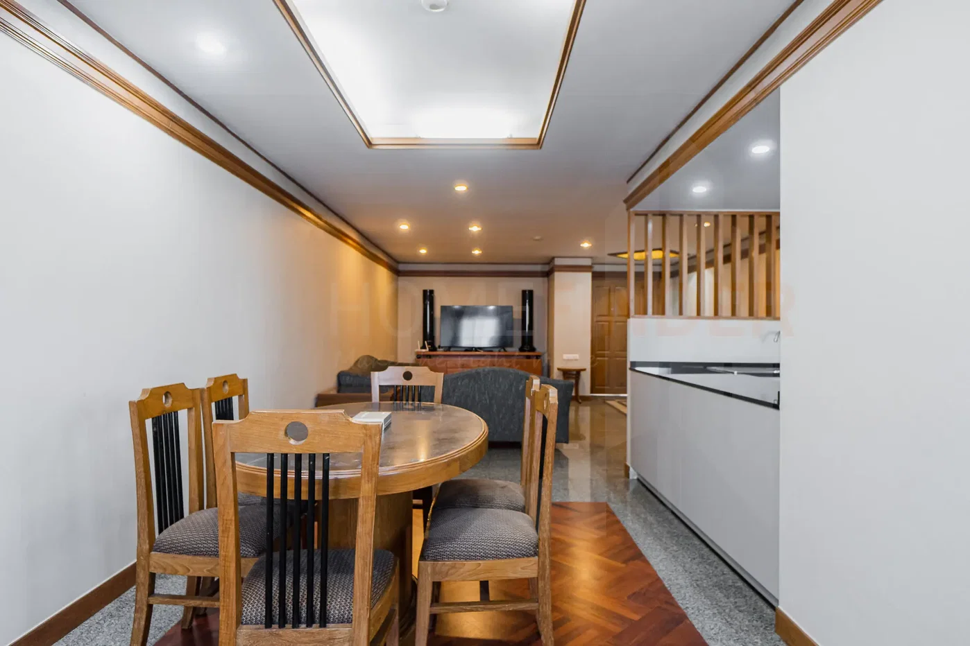picture United Tower 2 bedrooms, for rent - 9/14