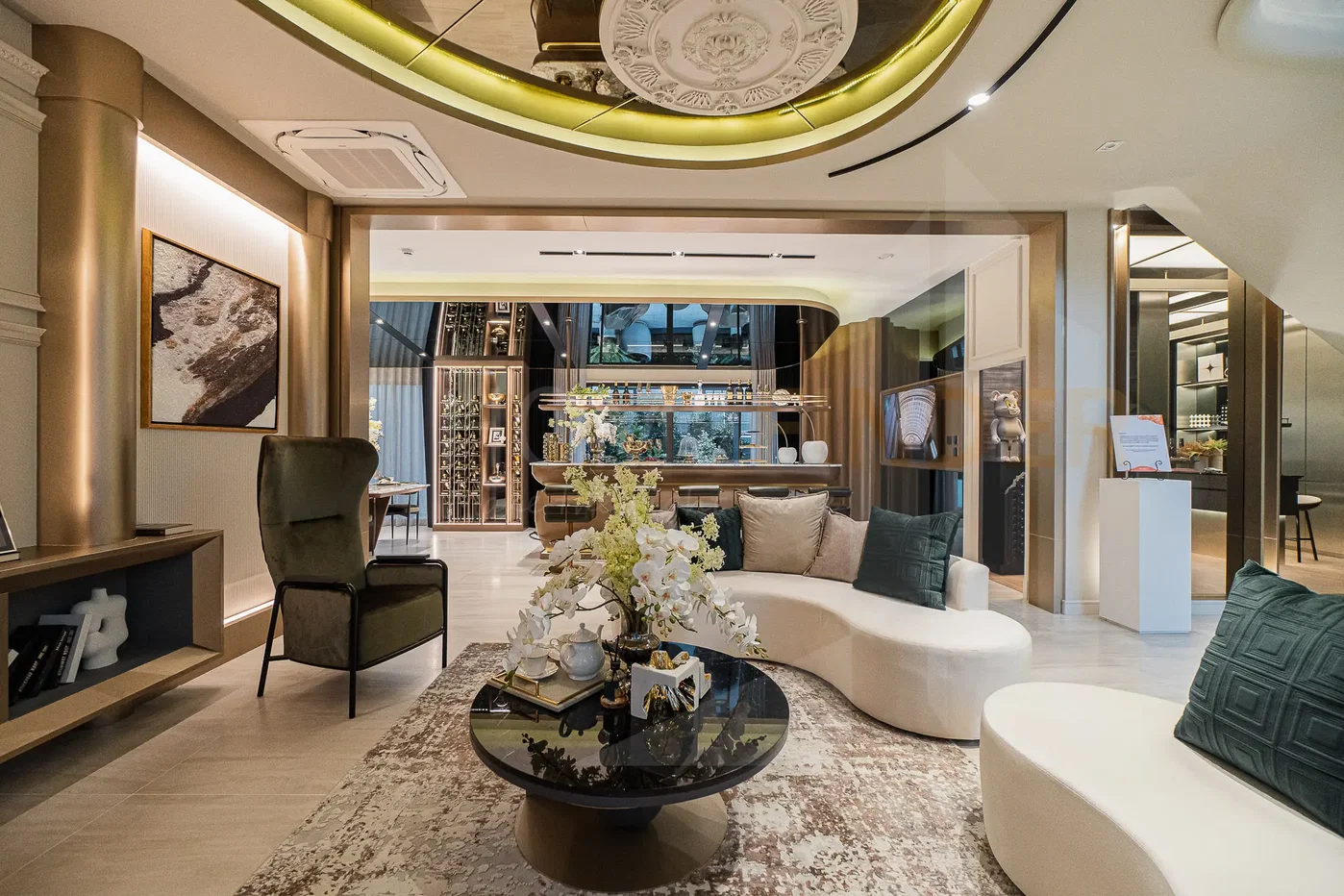 picture Grand Bangkok Boulevard Ramintra-Kasetnawamin 4 bedrooms, for sale - 2/11