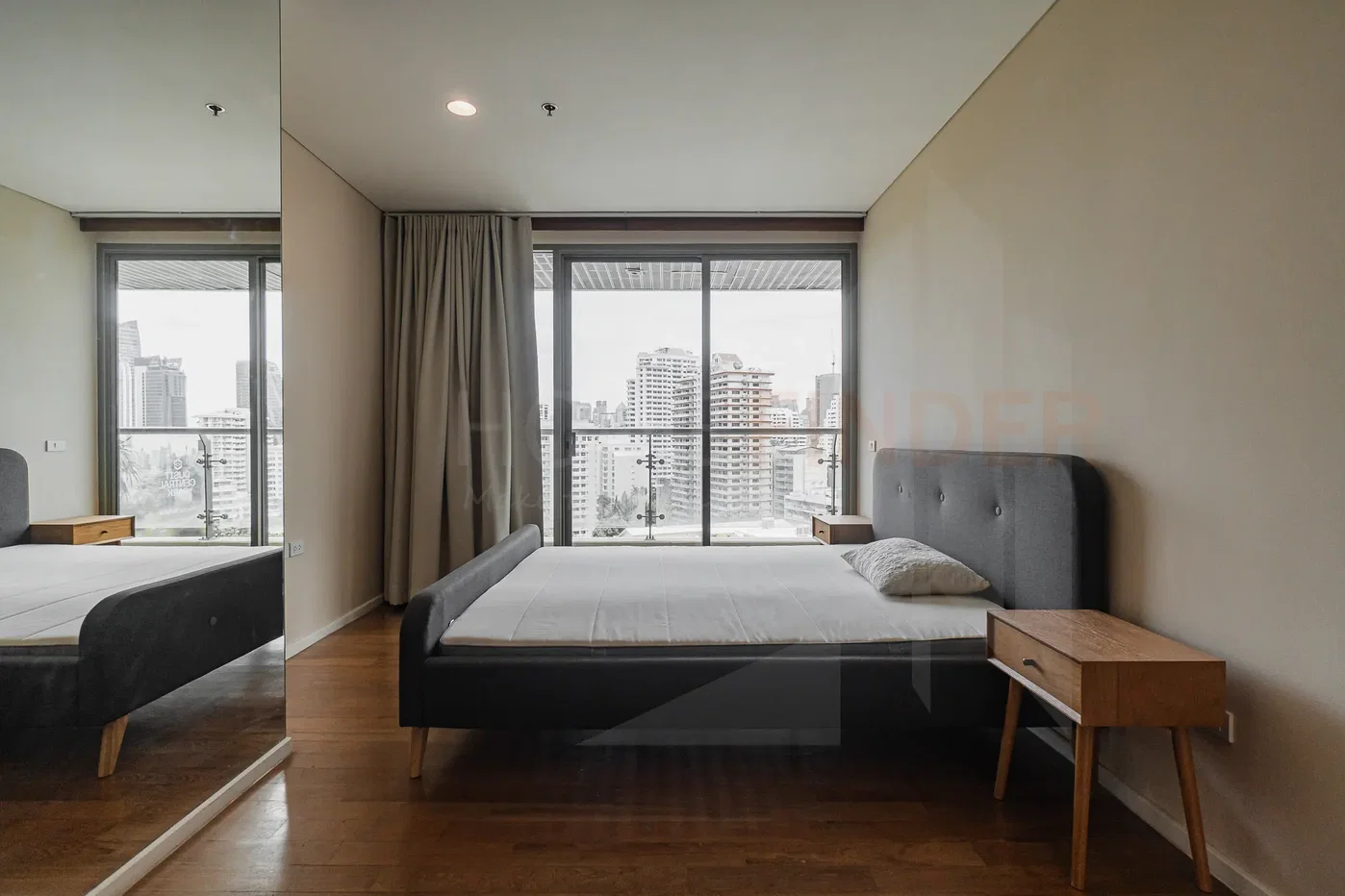 picture The Lakes 2 bedrooms, for rent - 6/14