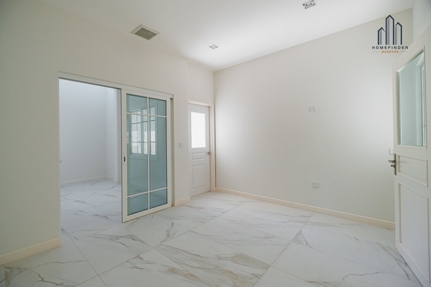 รูป The Grand Riverfront Ratchapruek - Rama 5 4 bedrooms, for sale - รูปที่ 7/35