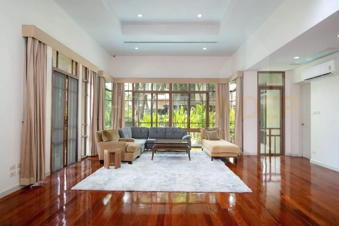 picture Super Luxury house Prime Sukhumvit 67 4 bedrooms, for sale - 1/13