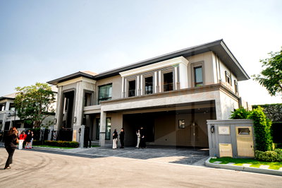 บ้านเดี่ยว ถนนราษฎร์บูรณะ : Grand Bangkok Boulevard Suksawat - Rama 3 4 bedrooms, for sale