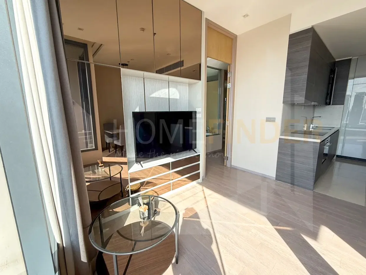 picture Esse Asoke 2 bedrooms, for rent - 1/12