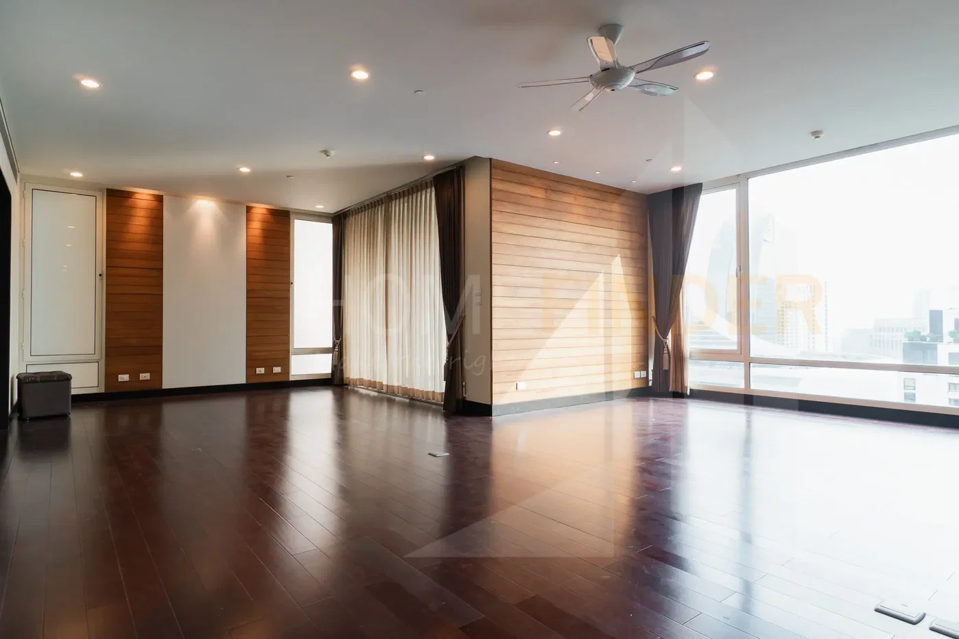 picture The Park Chidlom 3 bedrooms, for rent - 4/33