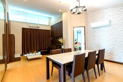 Condos for rent : The Bangkok Sukhumvit 61 3 bedrooms, for rent
