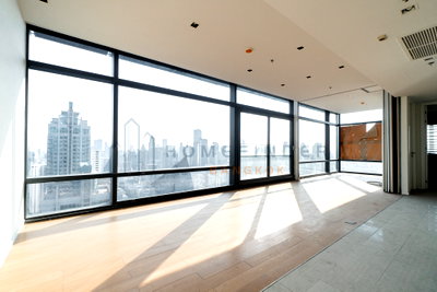 ขายคอนโด : Circle Living Prototype 2 bedrooms, for sale