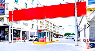 Shophouses for rent Pathumthani : 			Ayara Market 2km Thammasat U 3km TalatThai Market 4km. Lotus Rangsit Klong2 459m. 2A/C 4.5-story com          