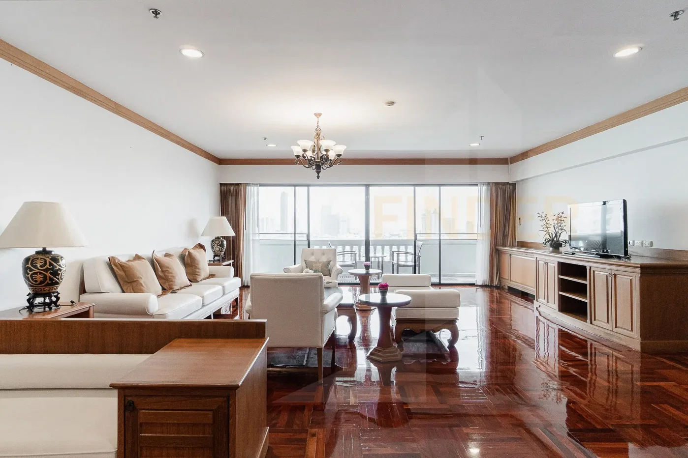 picture Centre Point Residence Phromphong Bangkok 4 bedrooms, for rent - 1/17