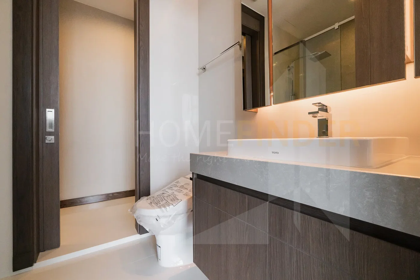 picture Q 1 Sukhumvit 2 bedrooms, for rent - 9/10