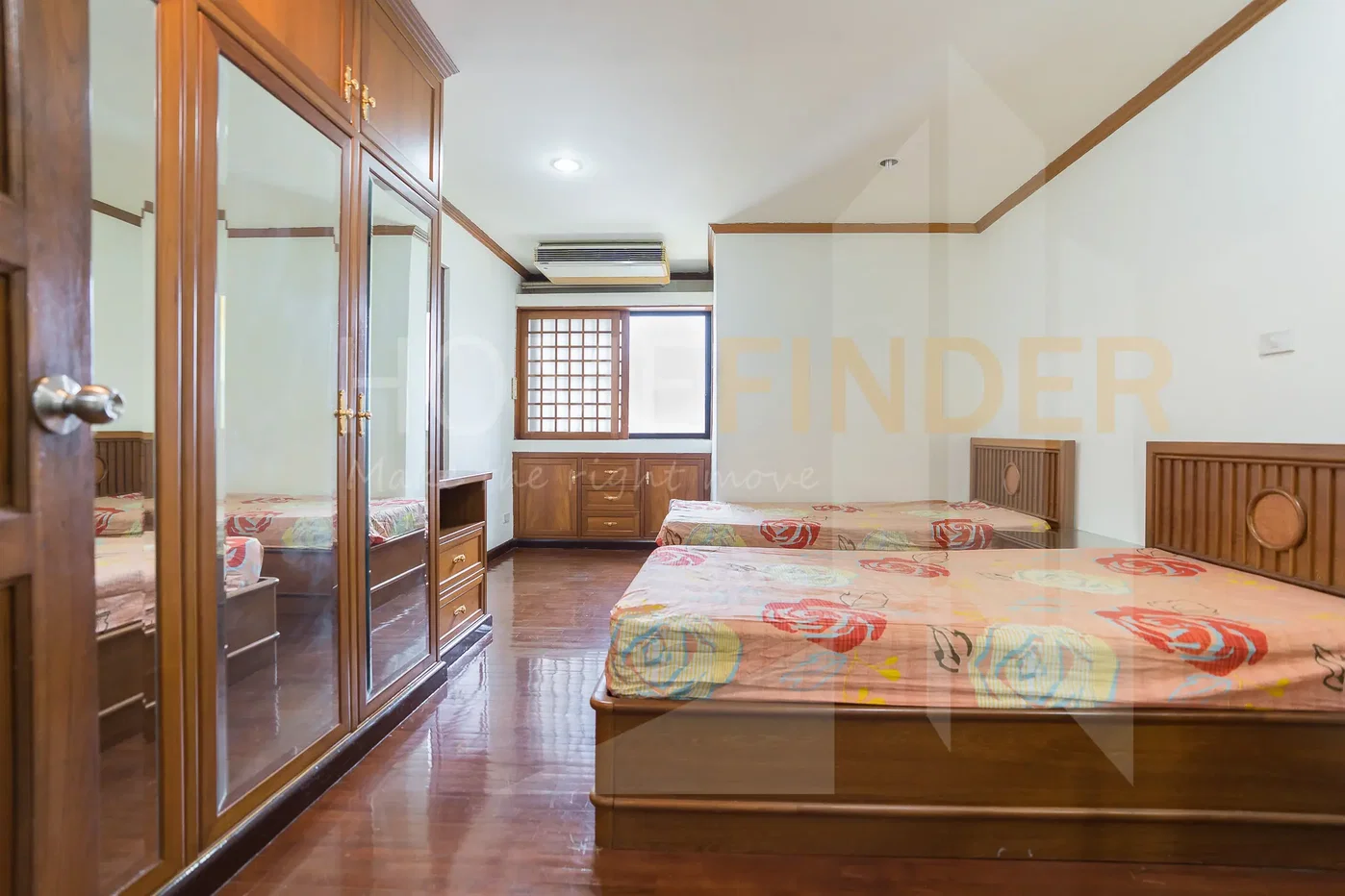 picture Le Premier 2 3 bedrooms, for rent - 11/23