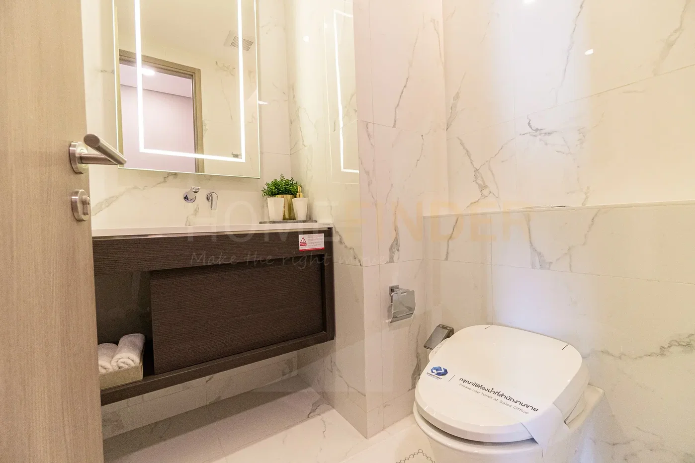 picture Siamese Exclusive Queens 3 bedrooms, for sale - 9/12