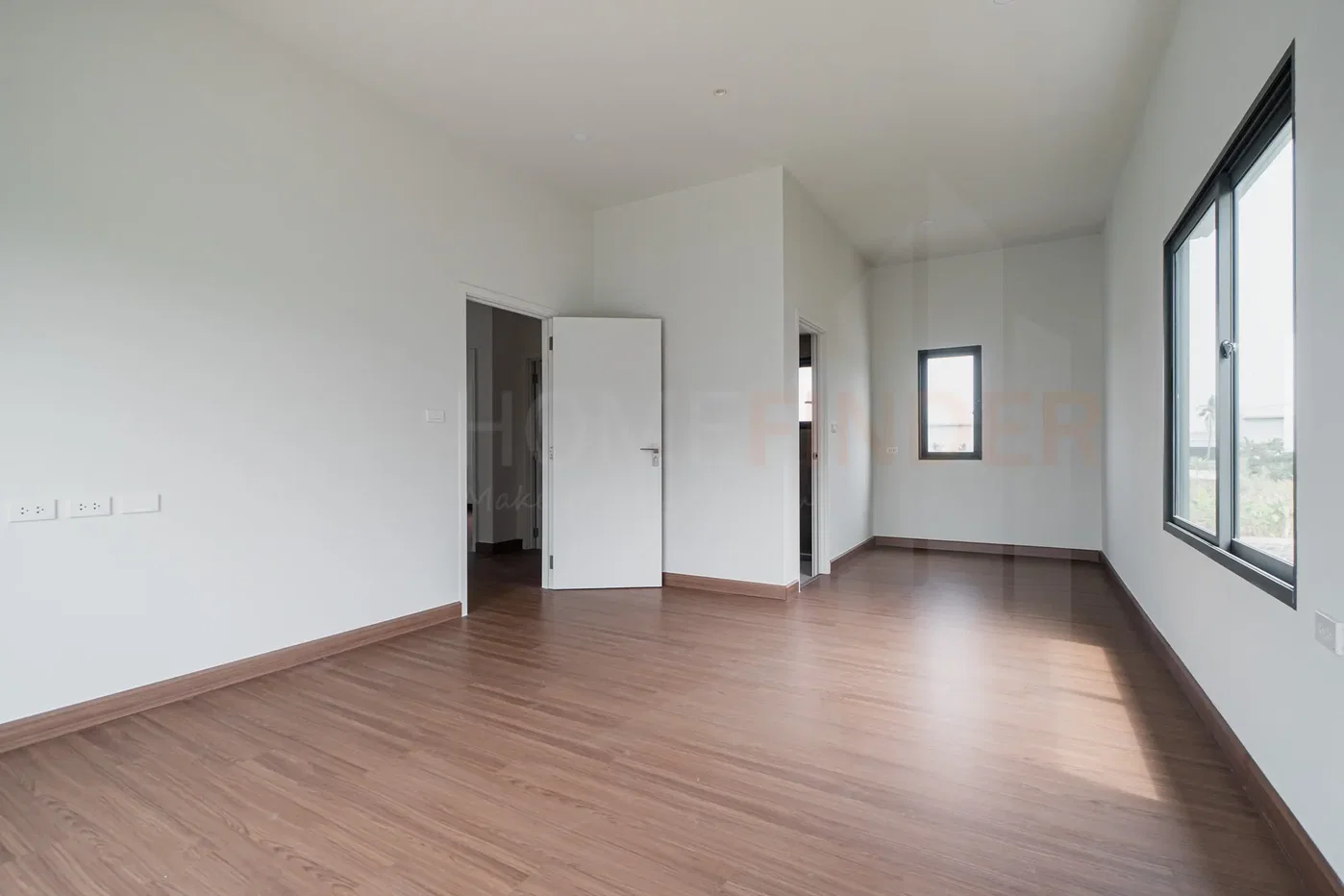 รูป Grand Britania Krungthepkreetha 4 bedrooms, for sale - รูปที่ 14/27