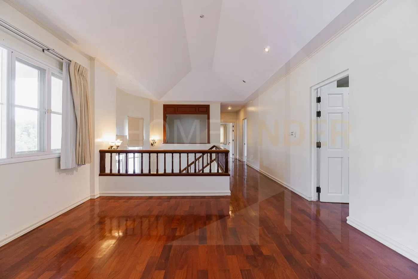 รูป Laddawan Sukhumvit 103 - 5 bedroom house in Bang Na 5 ห้องนอน ขาย - รูปที่ 7/20