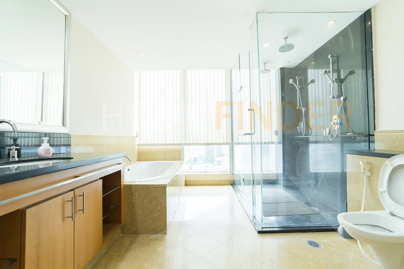picture Sky Villas Condominium 3 bedrooms, for rent - 9/22