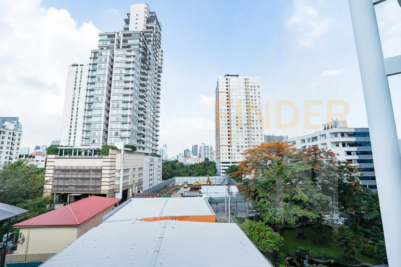 รูป Serene Place Sukhumvit 24 2 bedrooms, for rent - รูปที่ 14/17