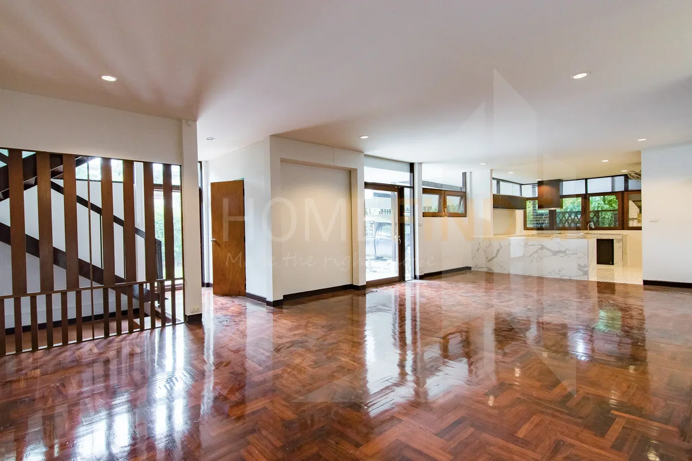 รูป House Thonglor 1 4 bedrooms, for rent - รูปที่ 4/48