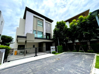 ขายบ้านเดี่ยว : 🧡💚(ขาย) บ้านหรูสุขุมวิท | 3 ชั้น หลังริม Private Zone | 28 ล้านบาท