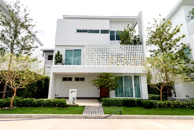 Houses for sale : Nirvana ABSOLUTE Krungthep Kreetha 4 bedrooms, for sale