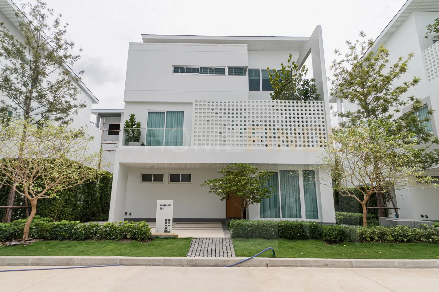 picture Nirvana ABSOLUTE Krungthep Kreetha 4 bedrooms, for sale - 1/10
