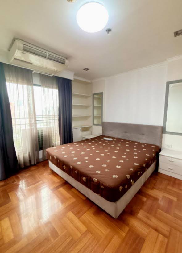 picture Liberty park 2 2 bedrooms, for sale - 2/9