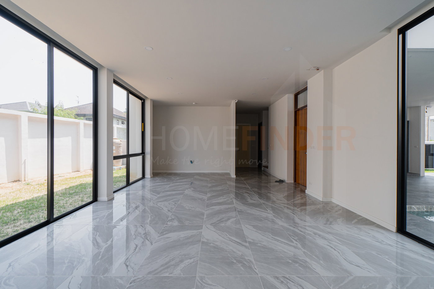รูป The Master Ekkamai-Ramintra 4 bedrooms, for sale - รูปที่ 10/27