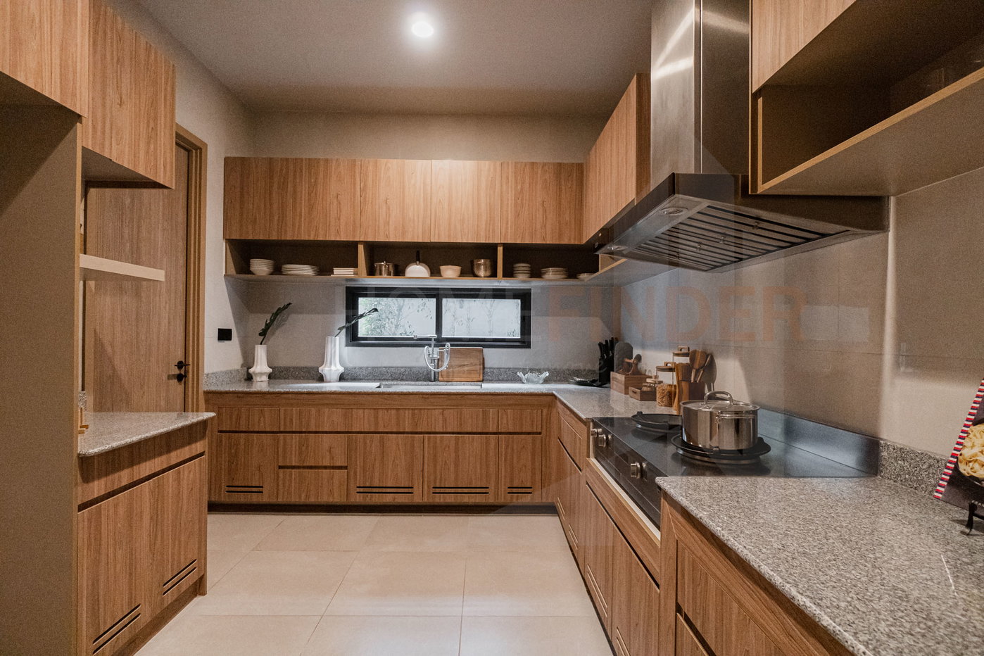 picture Siraninn Residences Pattanakarn 5 bedrooms, for sale - 4/18