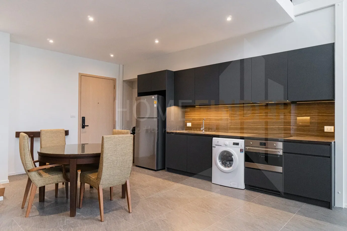รูป The Lofts Silom 2 bedrooms, for rent - รูปที่ 2/8