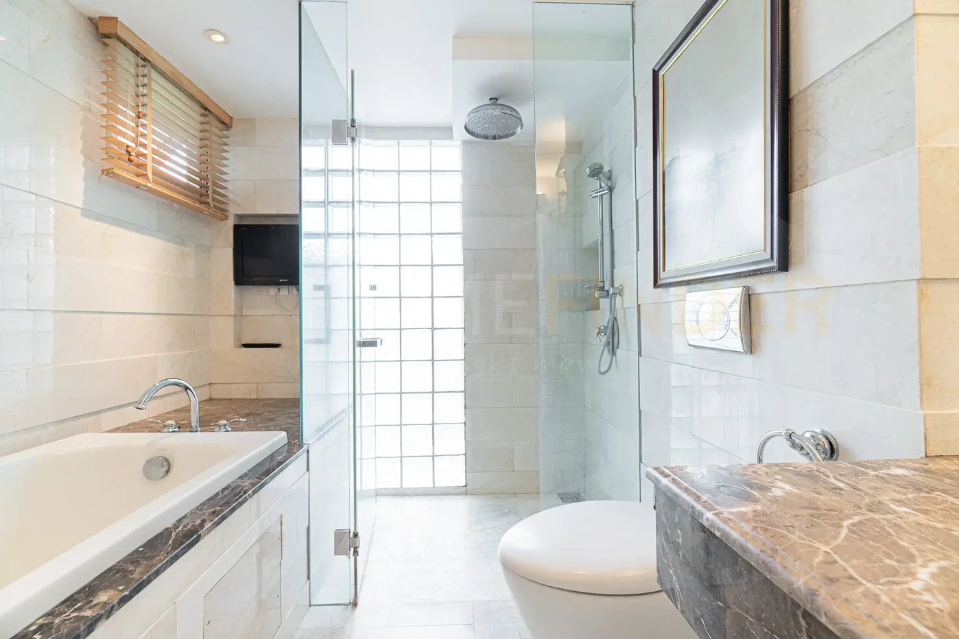 picture L.A.Residence 2 bedrooms, for rent - 17/18