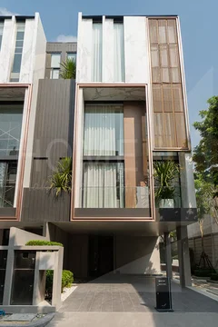 Novel Residence Ladprao18 3 bedrooms, for sale