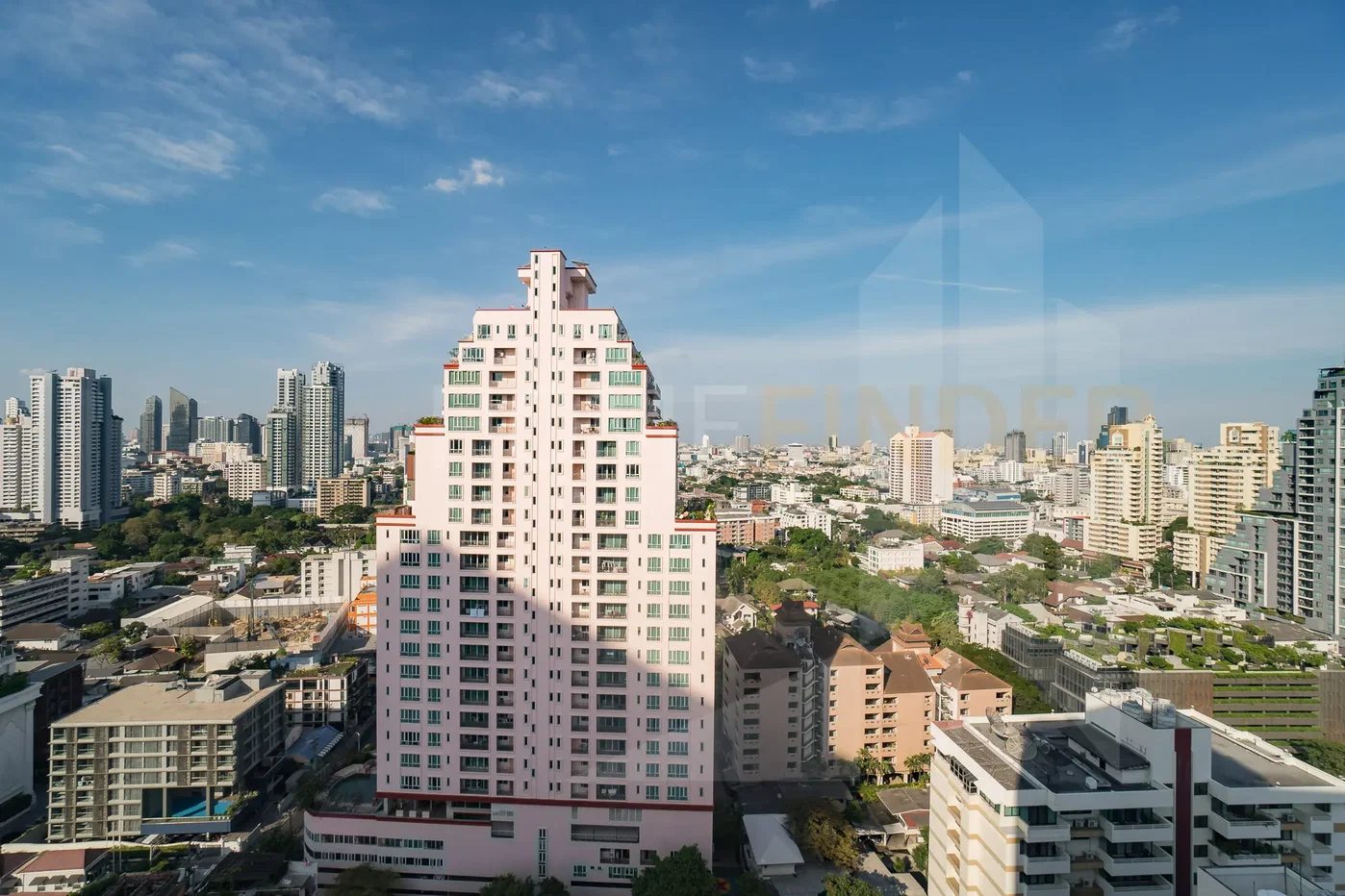 picture Baan Suanpetch condominium 3 bedrooms, for rent - 21/21