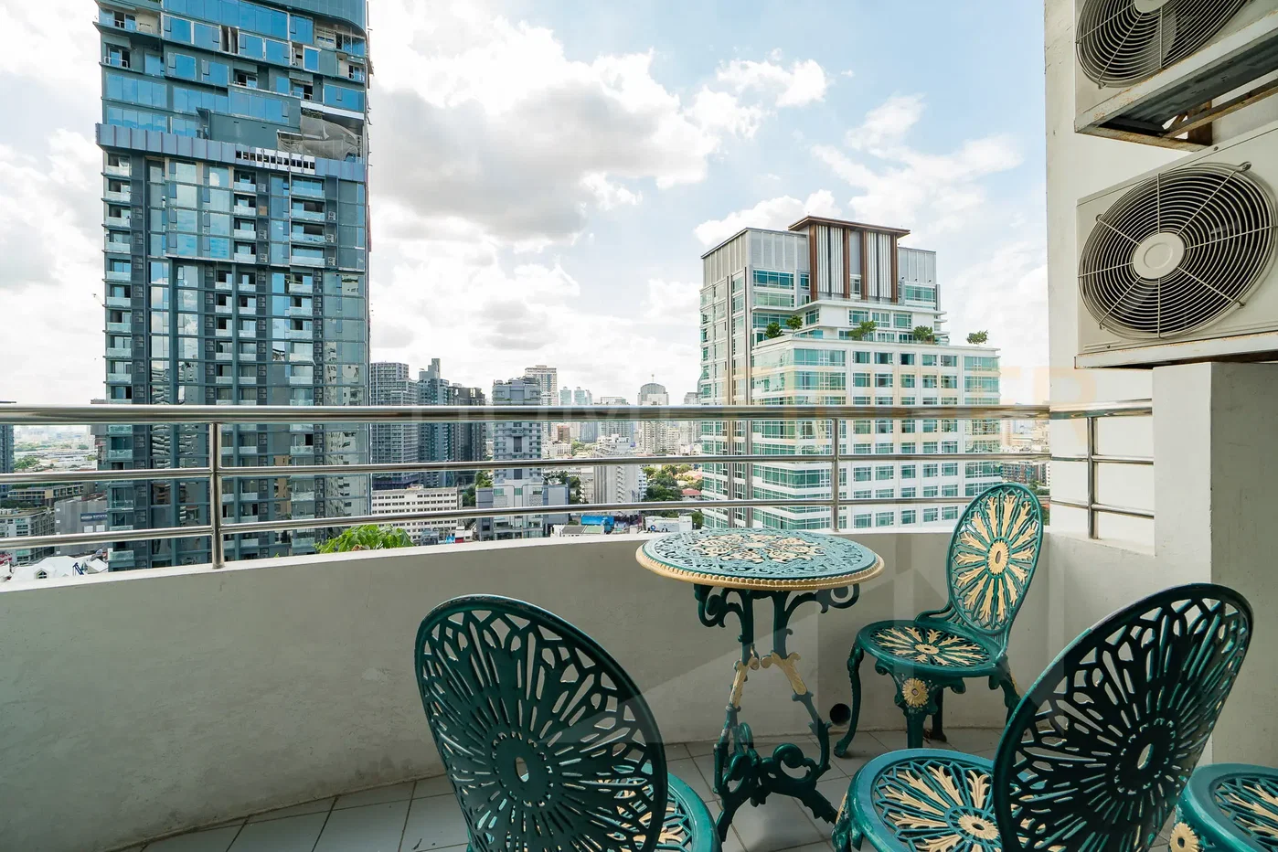 picture Top View Tower condominium 2 bedrooms, for rent - 13/14