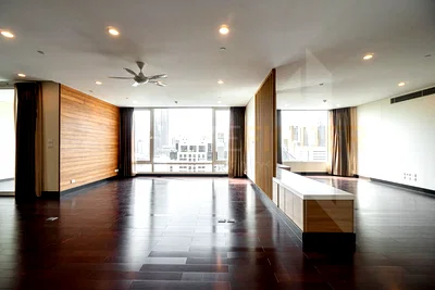 คอนโดให้เช่า : The Park Chidlom 3 ห้องนอน ให้เช่า